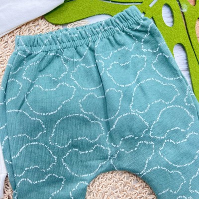 Conj. Casaco Fusquinha e Calça de Moletom - Off White e Verde